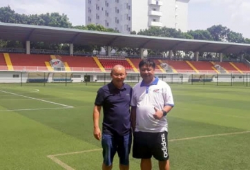 HLV Park đích thân đi tìm sân cỏ nhân tạo cho U22 Việt Nam