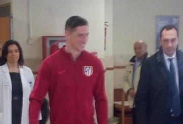 Hình ảnh Torres khỏe mạnh trở lại sau chấn thương kinh hoàng