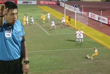 Lý do trọng tài đúng khi từ chối bàn thắng của FLC Thanh Hóa