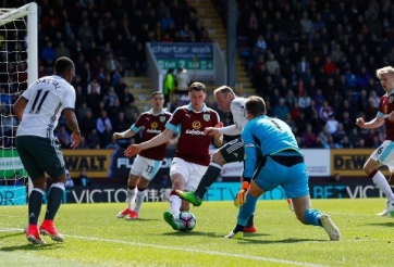 VIDEO: Rooney nâng tỷ số lên 2-0 cho Man Utd