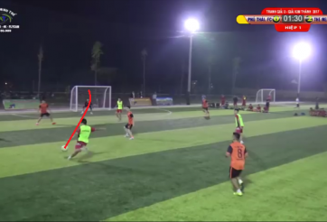 Cầu thủ lập cú đúp siêu phẩm chỉ sau 74 giây ở giải phủi Hải Dương