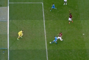 VIDEO: Pha cản phá không tưởng của 'Buffon mới' Donnarumma