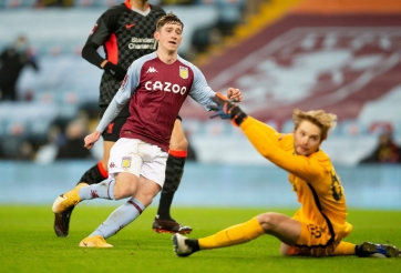 Sao trẻ Aston Villa tự hào khi sút tung lưới Liverpool