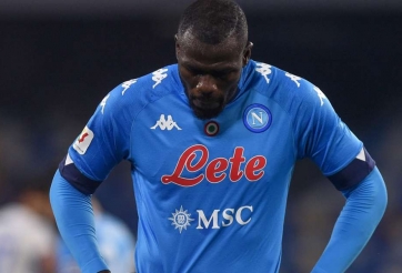 Mục tiêu của MU và Liverpool dương tính với COVID