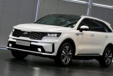 Kia Sorento mới ra mắt tại Việt Nam có nâng cấp gì?