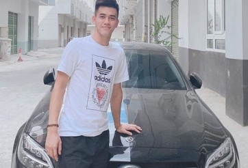 Tiền đạo Tiến Linh tự sắm Mercedes-Benz tiền tỷ ở tuổi 23