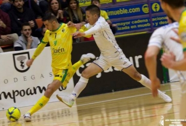 Tuyển thủ Việt Nam ghi bàn tại Tây Ban Nha