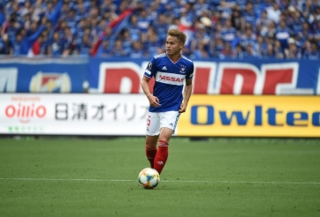 Hậu vệ Thái Lan thể hiện đẳng cấp tại Nhật Bản