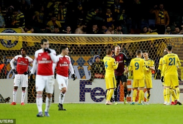 Cựu sao Arsenal gọi màn trình diễn trước BATE là thảm họa