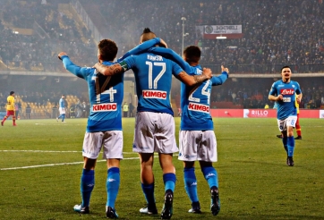 VIDEO: Chỉ có ở Naples, 'Sarri-ball' mới hiện hữu