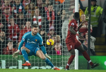 Mane ghi bàn bằng gót tuyệt đỉnh trong trận gặp Watford