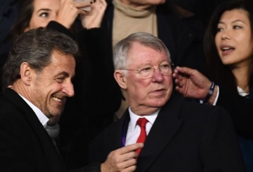 Sir Alex nói gì với HLV Southgate sau chiến thắng của MU?