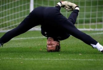 VIDEO: Những sai lầm ngớ ngẩn của các thủ môn trong năm 2018