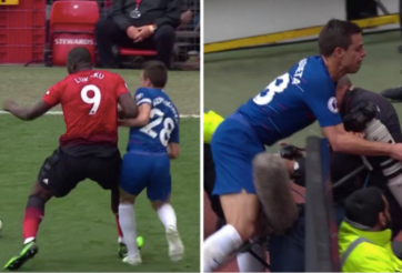 VIDEO: Lukaku húc bay Azpilicueta ra khỏi đường biên