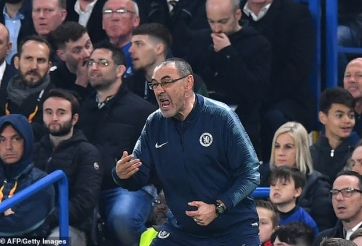HLV Sarri đã mê tín như thế nào trước loạt penalty định mệnh?