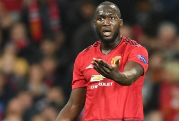 VIDEO: Pha đánh gót 'kinh điển' vừa sút vừa phá của Lukaku