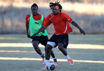 VIDEO: Siêu phẩm panenka trên đường phố 