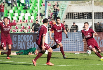 Ông chủ người Việt tại CLB châu Âu đập tan tin đồn bê bối 