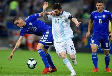 Chuyển nhượng tối 24/6: Real theo đuổi sao sáng tại Copa