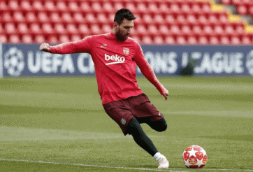 VIDEO: Những cú đá phạt có IQ cực cao trong lịch sử bóng đá 