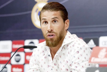 Quen thói 'tiều phu đốn củi', Ramos dính án phạt nặng