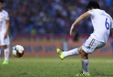 Messi, 'Rô vẩu' và những sao từng lập cú đúp sút phạt như Xuân Trường