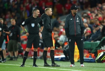 VAR đã đánh dấu ngày khai màn Ngoại hạng Anh thế nào?