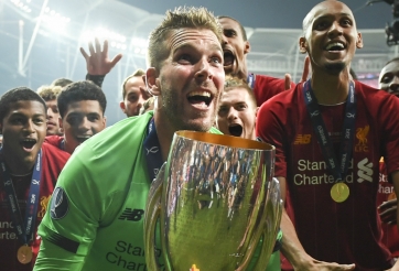 VIDEO: Sai lầm 'chết người' suýt khiến Liverpool ôm hận của Adrian