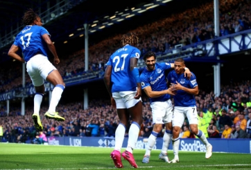 Richarlison tỏa sáng rực rỡ, Everton thắng nghẹt thở trước Wolves