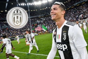 Ronaldo lại khiến NHM trầm trồ bởi hành động nhỏ thường ngày