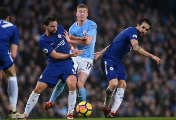Nhà cựu vô địch Premier League trả giá cực đắt vì thói mê gái 