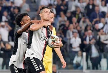 Ronaldo tỏa sáng rực rỡ, Juventus tạm chiếm ngôi đầu 
