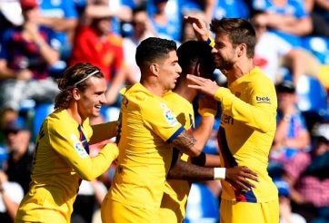 Vượt khó trong ngày vắng Messi, Barca trở lại top đầu 