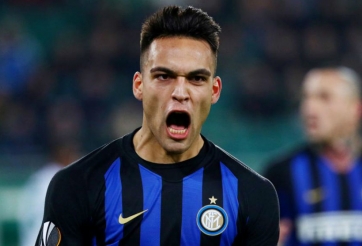 Inter phá kỉ lục sau 49 năm, dù ngã gục cay đắng trước Barca