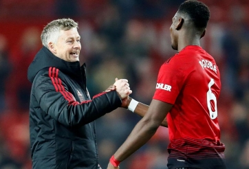 Không phải do chấn thương, Solsa tiết lộ lí do 'cất' Pogba