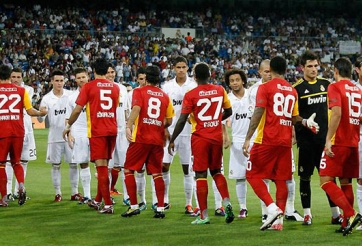 Galatasaray vs Real Madrid: Cuộc gặp của những kẻ khốn cùng 