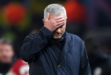 Mourinho nhận 'gáo nước lạnh' đầu tiên tại Tottenham 