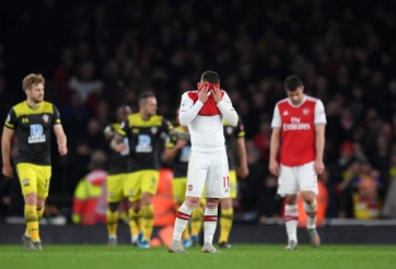 Arsenal hòa như thua trước đội bóng sắp xuống hạng 