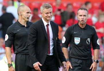 Châm ngòi đại chiến MU vs Man City, Solskjaer nhắc nhở... trọng tài