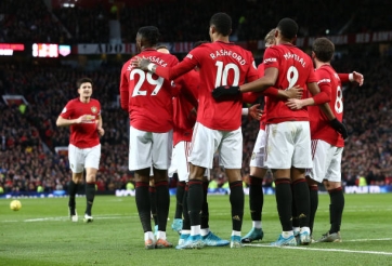 MU tìm lại nụ cười trong ngày Old Trafford đổ mưa bàn thắng