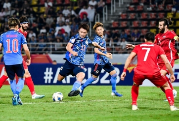 CĐV Nhật: 'Thua thảm ở châu Á thì tổ chức Olympic làm gì?'