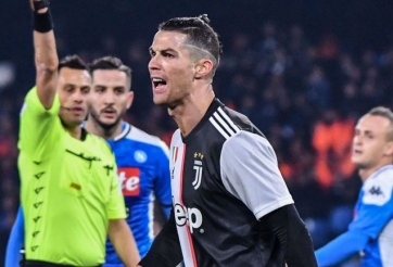 Ronaldo nổ súng, Juventus vẫn gục ngã trước Napoli