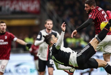 VAR gây tranh cãi trong bàn thắng phút cuối của Ronaldo