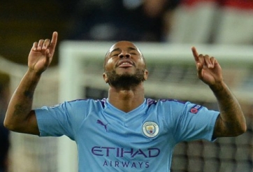 VIDEO: Sterling phá lưới các đối thủ tại châu Âu như thế nào?