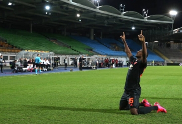 CĐV MU: 'Hãy trao ngay bóng vàng cho Ighalo'