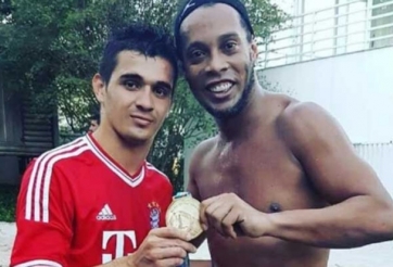 Bạn tù dành món quà đặc biệt cho sinh nhật Ronaldinho