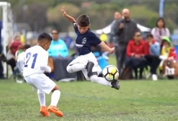 VIDEO: Đã mắt với màn biểu diễn như Neymar của sao nhí