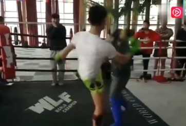 Cao thủ Võ Đang bị võ sĩ Muay Thái tập sự 'đánh bay' 2 răng cửa