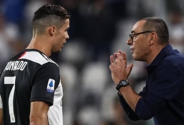 Bênh em trai, chị gái Ronaldo khẩu chiến với HLV Sarri