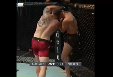 Võ sĩ Canada tung 20 cú đấm 'thổi bay' đối thủ trong tích tắc